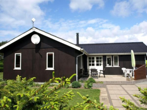 Holiday Home Theodor - 180m to the inlet by Interhome